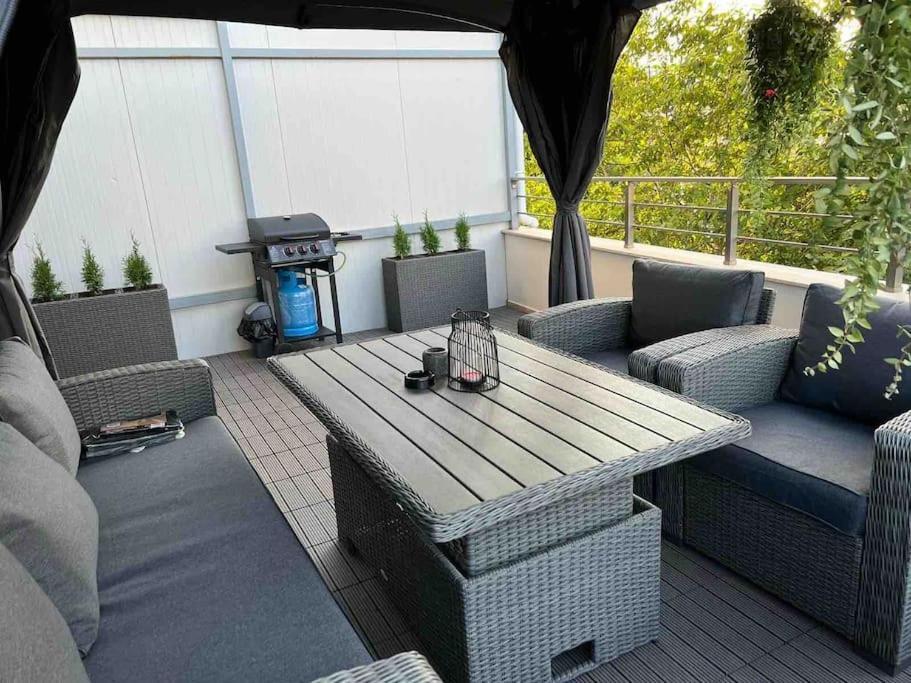 Apartament Villi's *